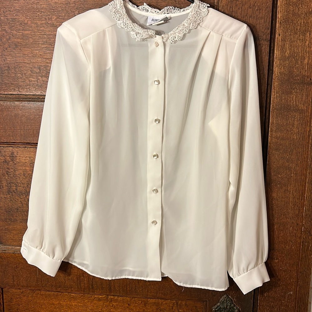 Vintage Runway 2 Petites Sheer Polyester Button Down Blouse w/Lace Collar Sz 10
